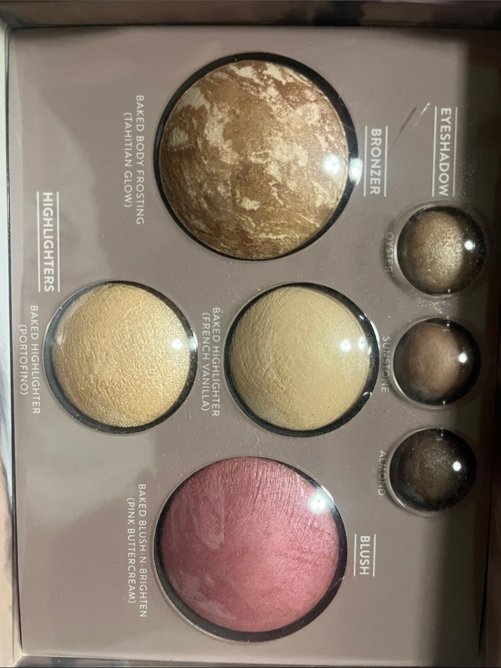 Laura Geller Pink Marble Baked Full Face Palette with Gold Accents - Picture 3 of 4